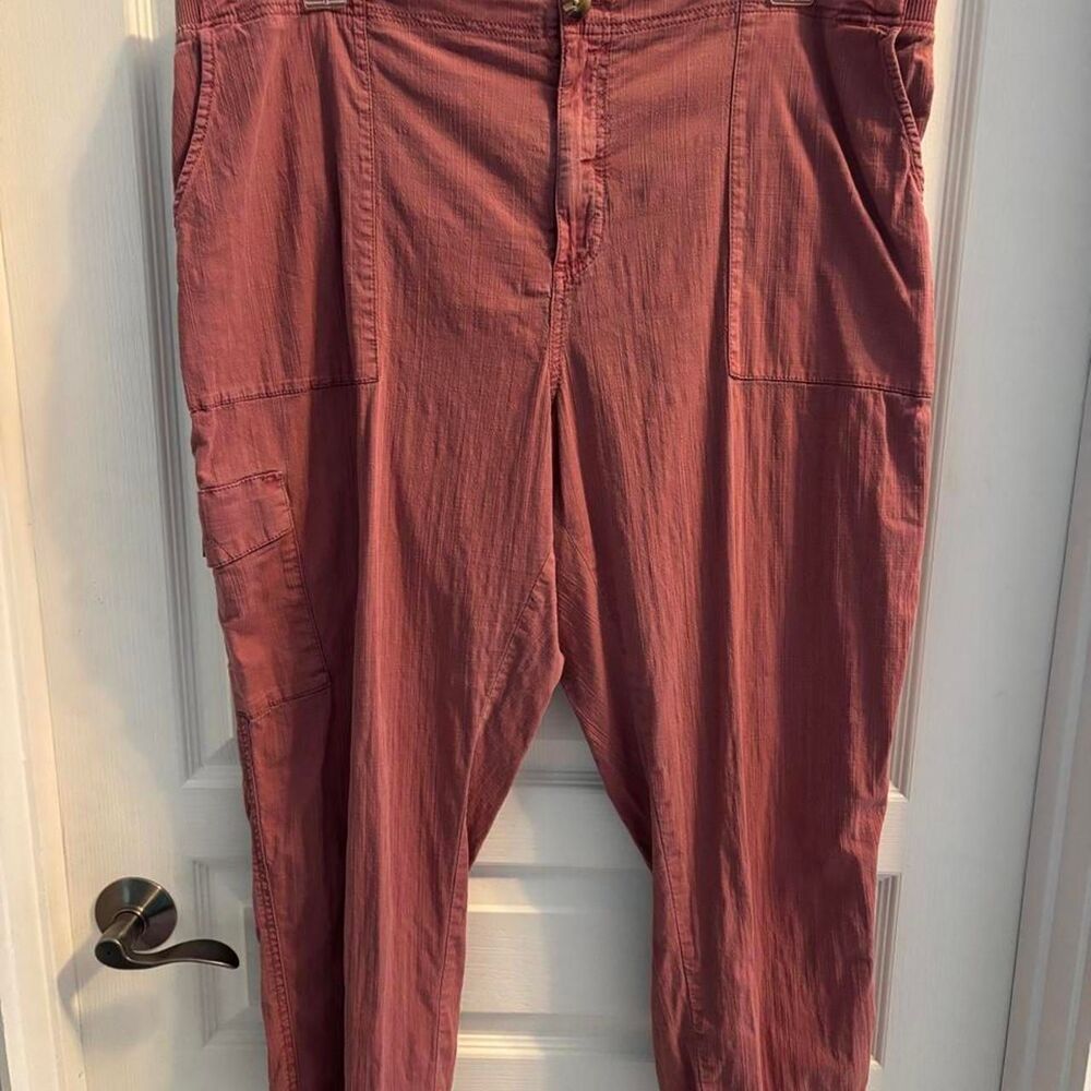 Sonoma-goods-for-life Women's Pink and Burgundy Trousers